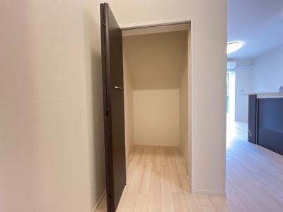 【収納】 | ウィステリアⅦ | 階段下収納（イメージ）