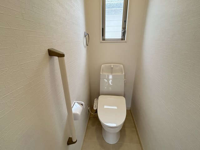 小松島市横須町18-29のトイレ