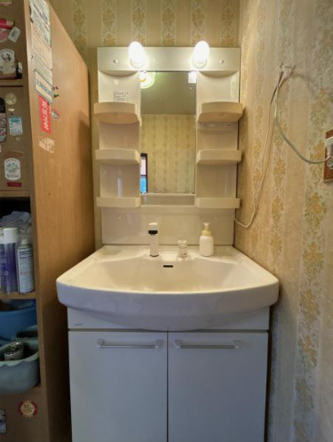 売中古戸建　中央区古人見町の独立洗面台