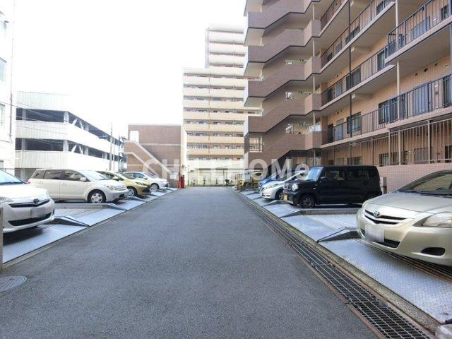 ハイラーク高崎の駐車場|当社、チルホームのHPもご覧ください(^^)/物件情報多数♪
