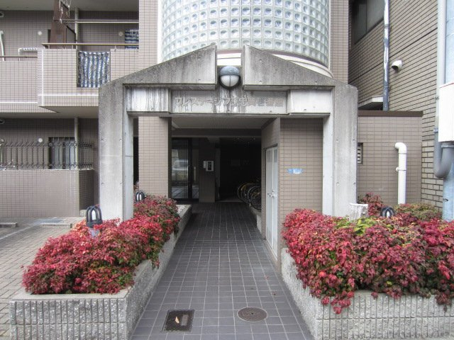 【エントランス】