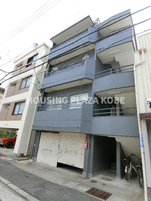 吉田マンションの外観