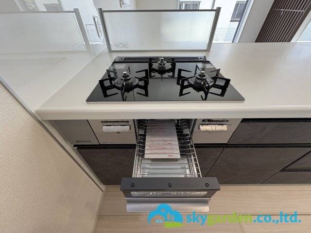 茅ヶ崎市堤２期　新築戸建　全１棟のキッチン|ガスコンロ・グリル