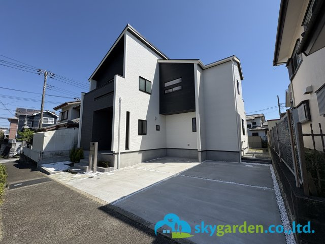 茅ヶ崎市堤２期　新築戸建　全１棟の外観|スタイリッシュな外観