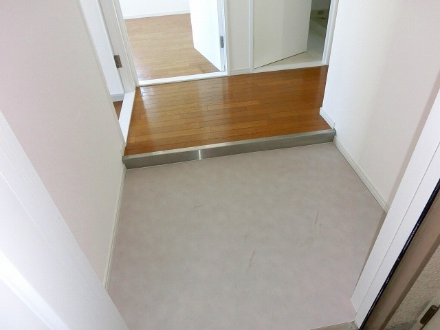 ル・パレ須磨の玄関