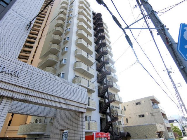 ル・パレ須磨の外観