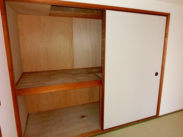 ル・パレ須磨の収納