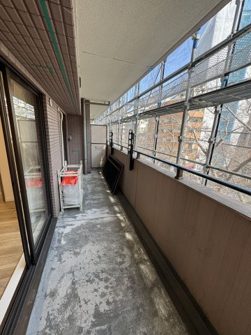 【バルコニー】