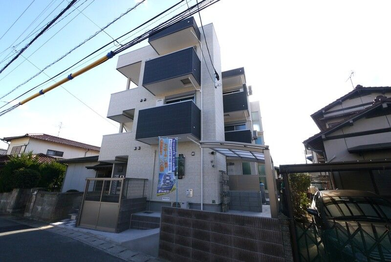 ＳＡＮＢＡＴＨ　ＷＡＪＩＲＯ　のエントランス