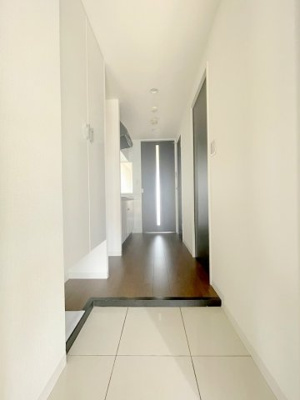 【玄関】 | セントヒルズ段原