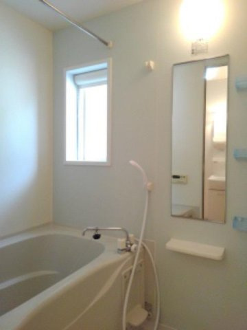 サンシャインオールウェイズＡの浴室|ゆったり過ごせるお風呂です