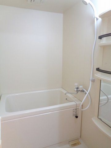 ベイスタ－Ｃの浴室|お風呂です