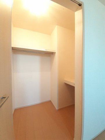 カーサ・セレーノＡの収納|小物を収納するのに便利です