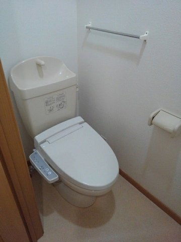 ブル－スカイＢのトイレ|ゆったりとした空間のトイレです