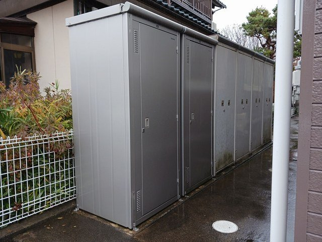 メゾンマキノの周辺