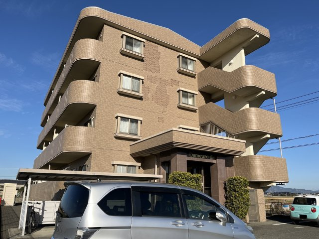 ドミールⅡの外観