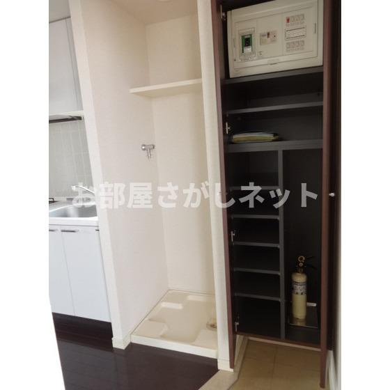 エルフラット鶯谷の収納|シューズボックス