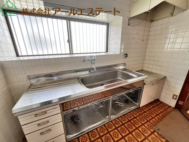 姫路市御立西三丁目　　　中古戸建のキッチン