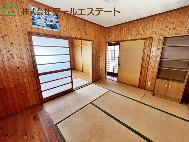 姫路市御立西三丁目　　　中古戸建の寝室