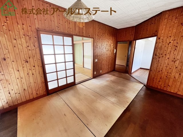 姫路市御立西三丁目　　　中古戸建の居間・リビング