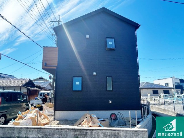 岸和田市岡山町　第1期　新築一戸建ての外観|現在の進捗状況です！順調に作業進行中、完成が待ち遠しいです！詳細の間取り等、お気軽にお問い合わせください！