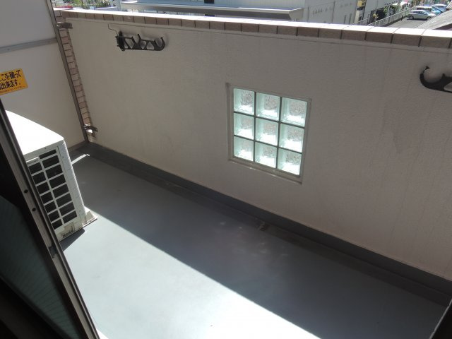 リブリ・ラゴーラのバルコニー