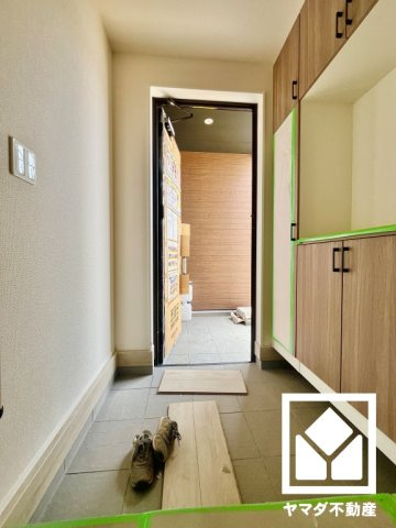 宇治市兎道池山　01期　2号棟の玄関|6月30日　現地写真更新