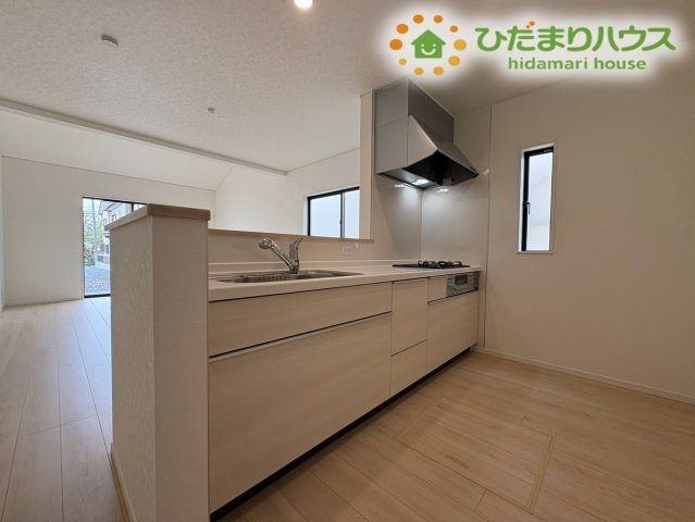 鴻巣市筑波第5　新築一戸建て　クレイドルガーデン　03のキッチン