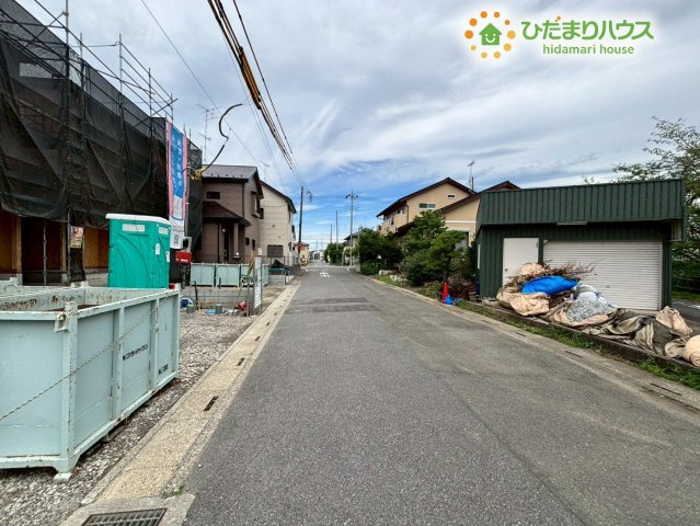 鴻巣市筑波第5　新築一戸建て　クレイドルガーデン　03の前面道路含む現地写真