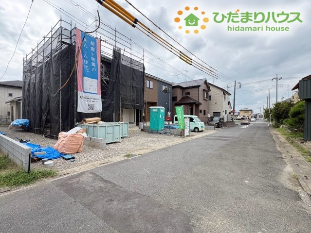 鴻巣市筑波第5　新築一戸建て　クレイドルガーデン　03の前面道路含む現地写真