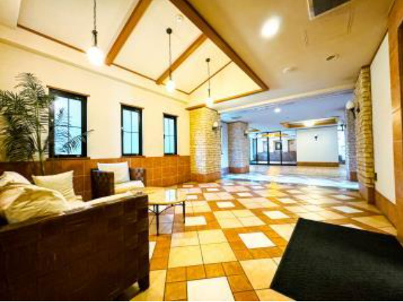 ライオンズグローベル川口ラフィナシティのエントランス