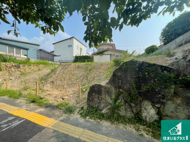 川西市清和台西　第3期　新築一戸建ての外観|周辺は落ち着いた街並みの住宅地！子育てがしやすい住環境です！まだ未完成ですが、現地でしかわからない事もございます。是非一度ご覧ください。