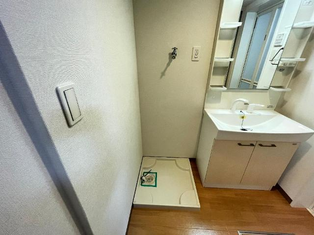 加古川市野口町野口のアパートの洗面所|洗面