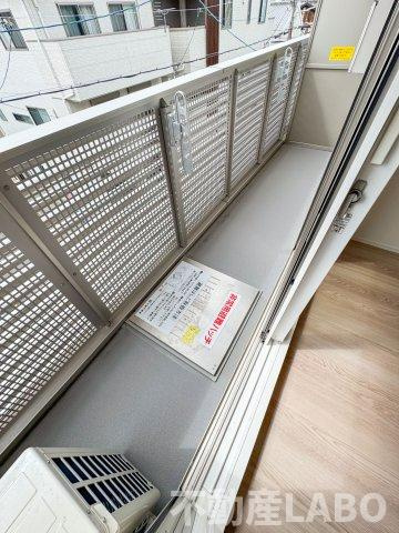 モンテゾーロ西田辺のバルコニー