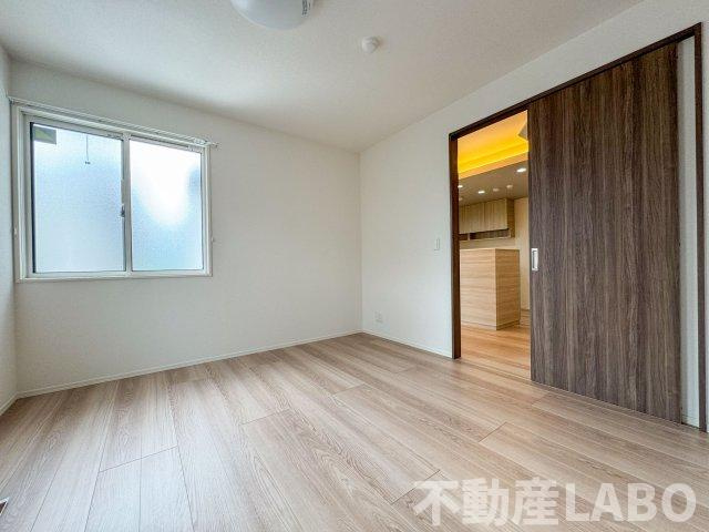 モンテゾーロ西田辺の寝室