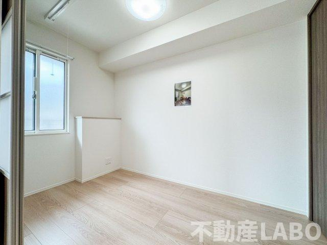 モンテゾーロ西田辺の洋室