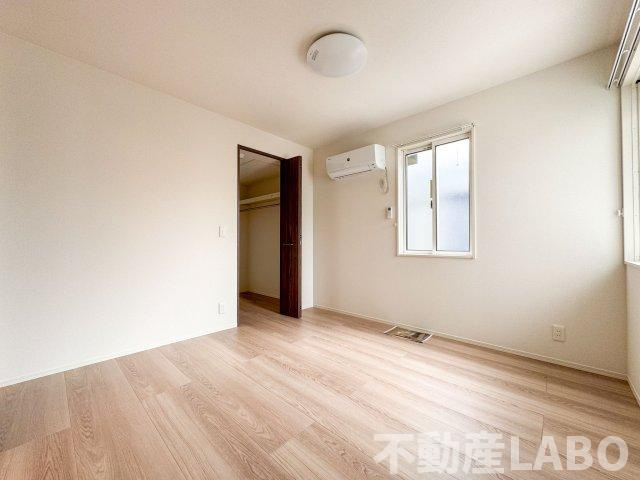 モンテゾーロ西田辺の居間・リビング