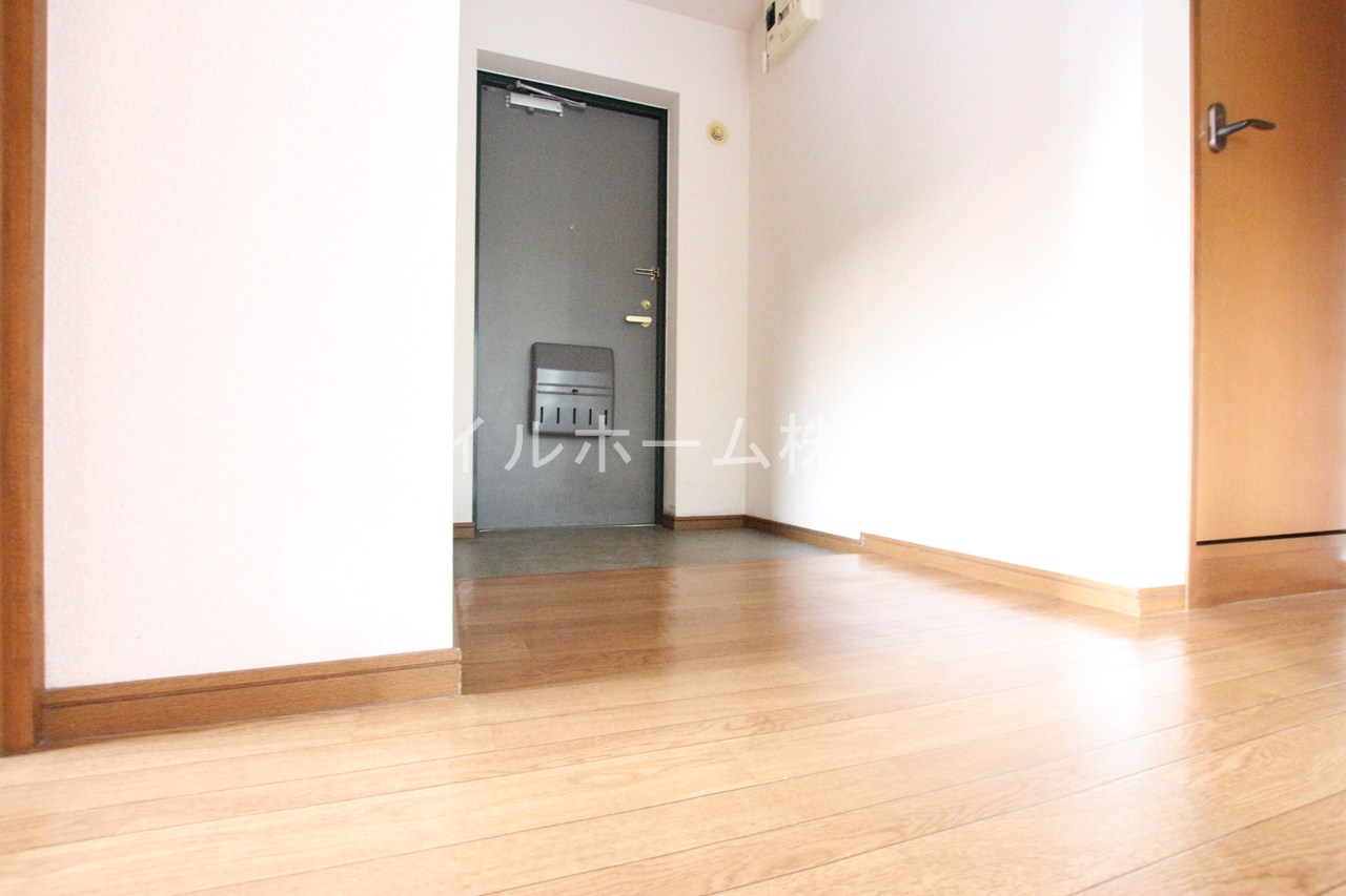 グランヒルズつつじが丘の玄関