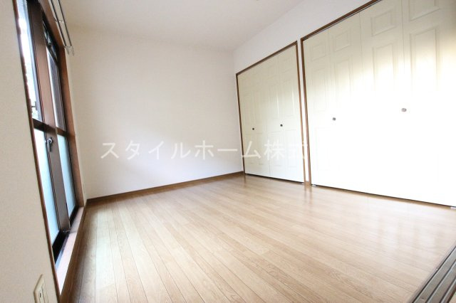 グランヒルズつつじが丘の居間・リビング