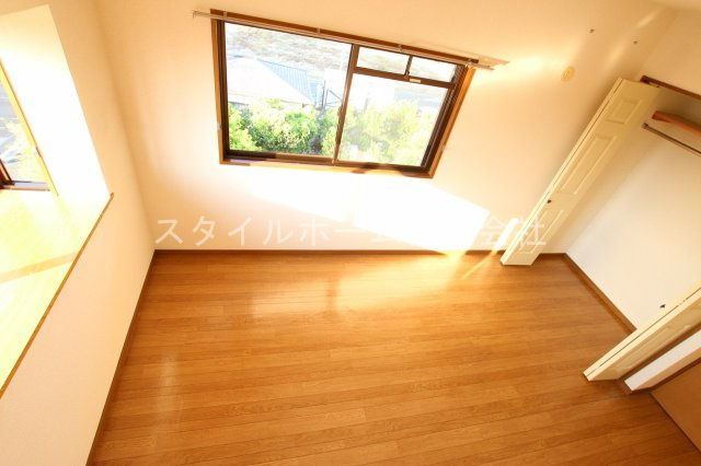 グランヒルズつつじが丘の居間・リビング