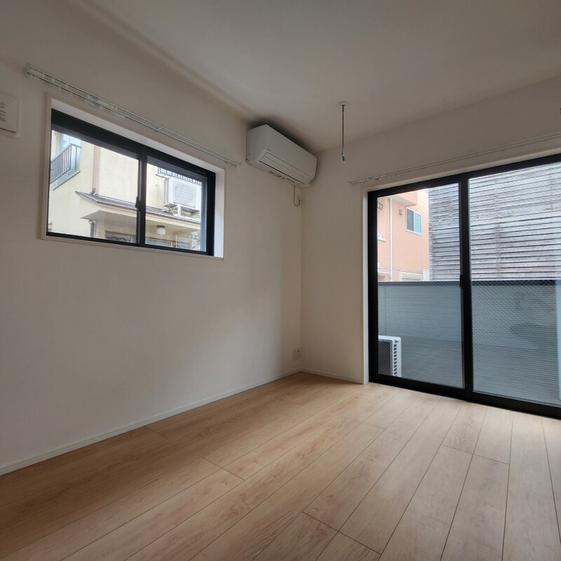 メルディア巣鴨の居間・リビング