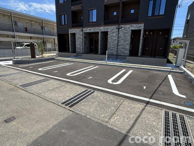 ココルの駐車場