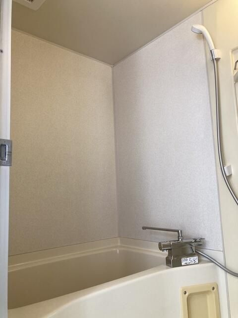 ラフィーネ西国分寺の浴室