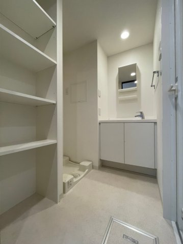 プレディアスタイル神戸垂水の洗面所