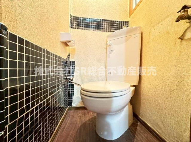 南四条町中古戸建のトイレ|リフォームローンも合わせて住宅ローンに組み込む事ができます！
まずは、ご相談下さいませ！