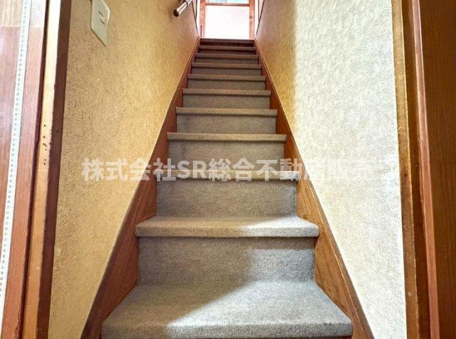 南四条町中古戸建の内装|当日予約も大歓迎です！土日祝、雨の日やお子様連れのお客様の送迎も可能ですのでお気になさらずお問合せ下さい。お仕事終わりのお時間にも柔軟に対応致しますのでお気軽にお申し付け下さいませ。