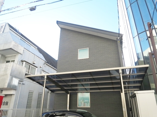 Ｃｏｓｍｏーｌｕｘ赤羽の外観|メゾネットタイプです☆