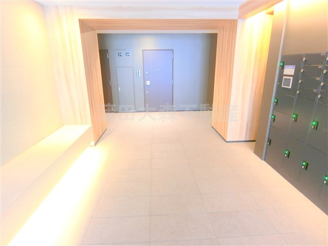 ブライズ蒲田EASTのエントランス