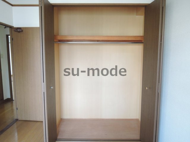 コートファミールの収納