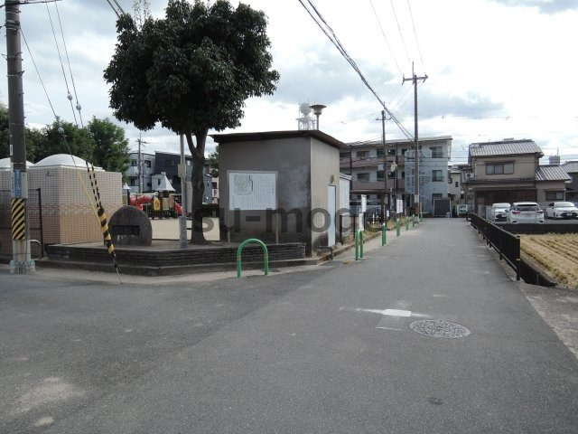 コートファミールの周辺
